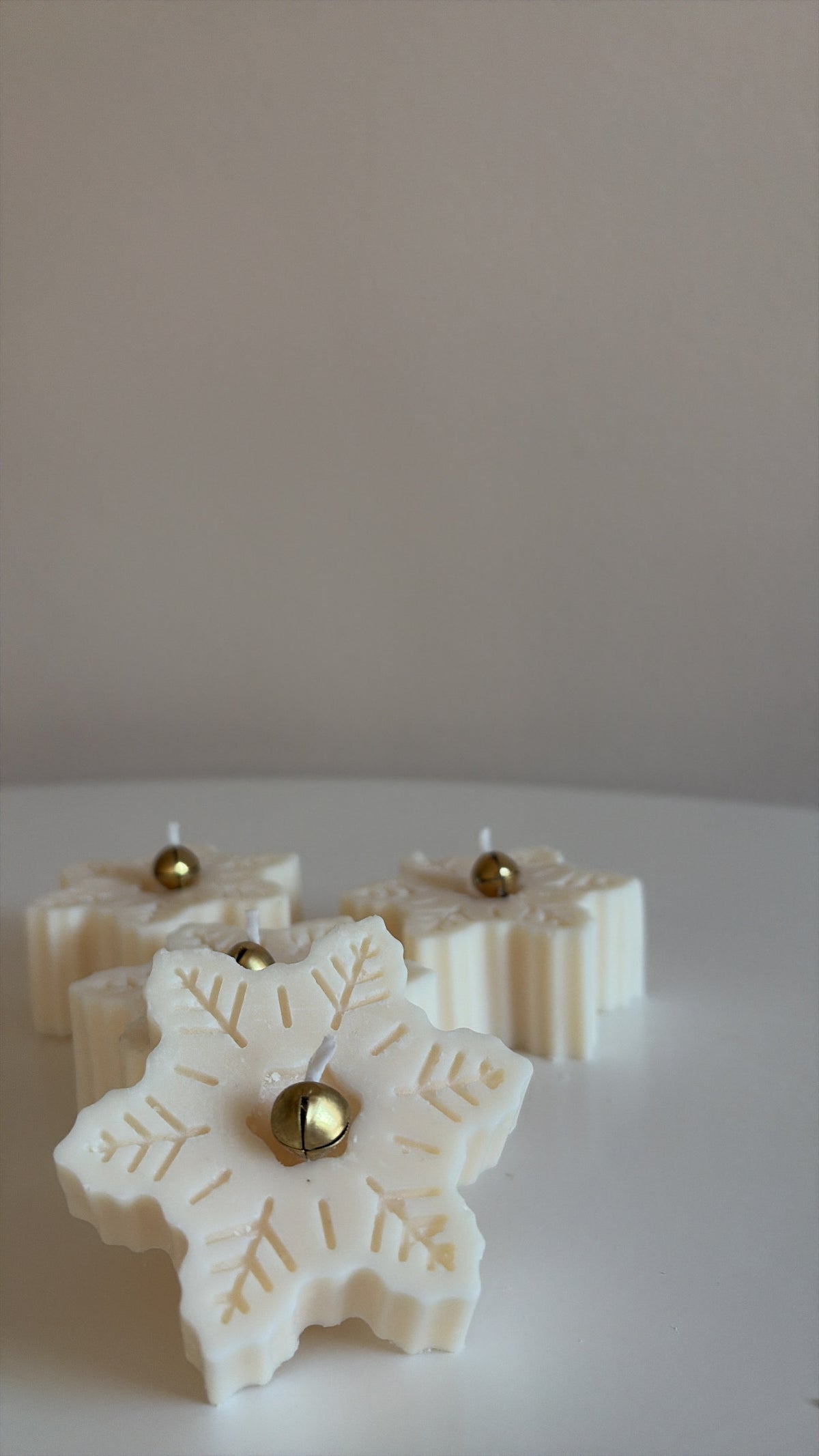 Snowflake Candle - Schneeflocke Kerze aus Rapswachs