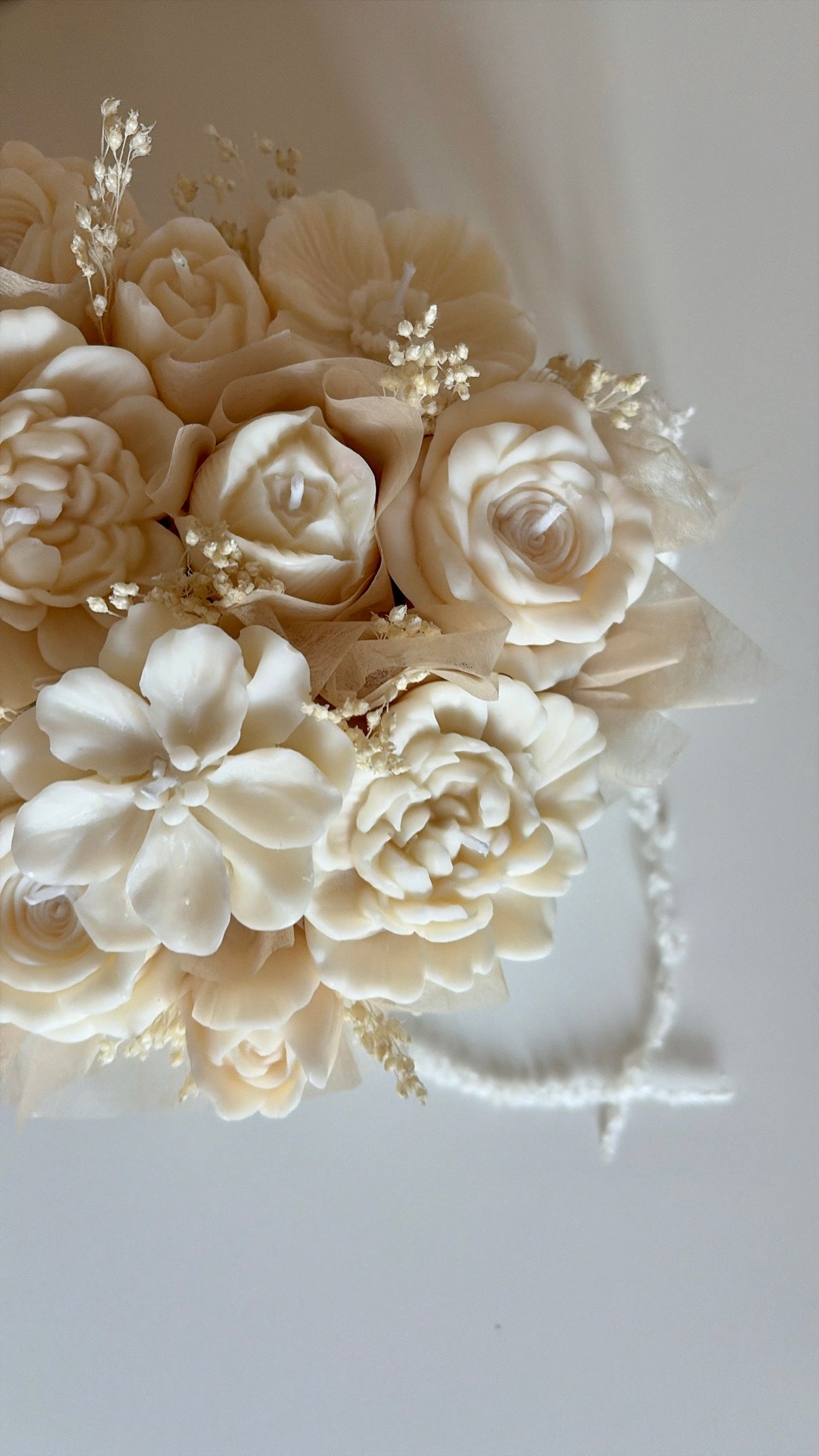 clean elegance Blumenstrauß- Kerze aus Rapswachs