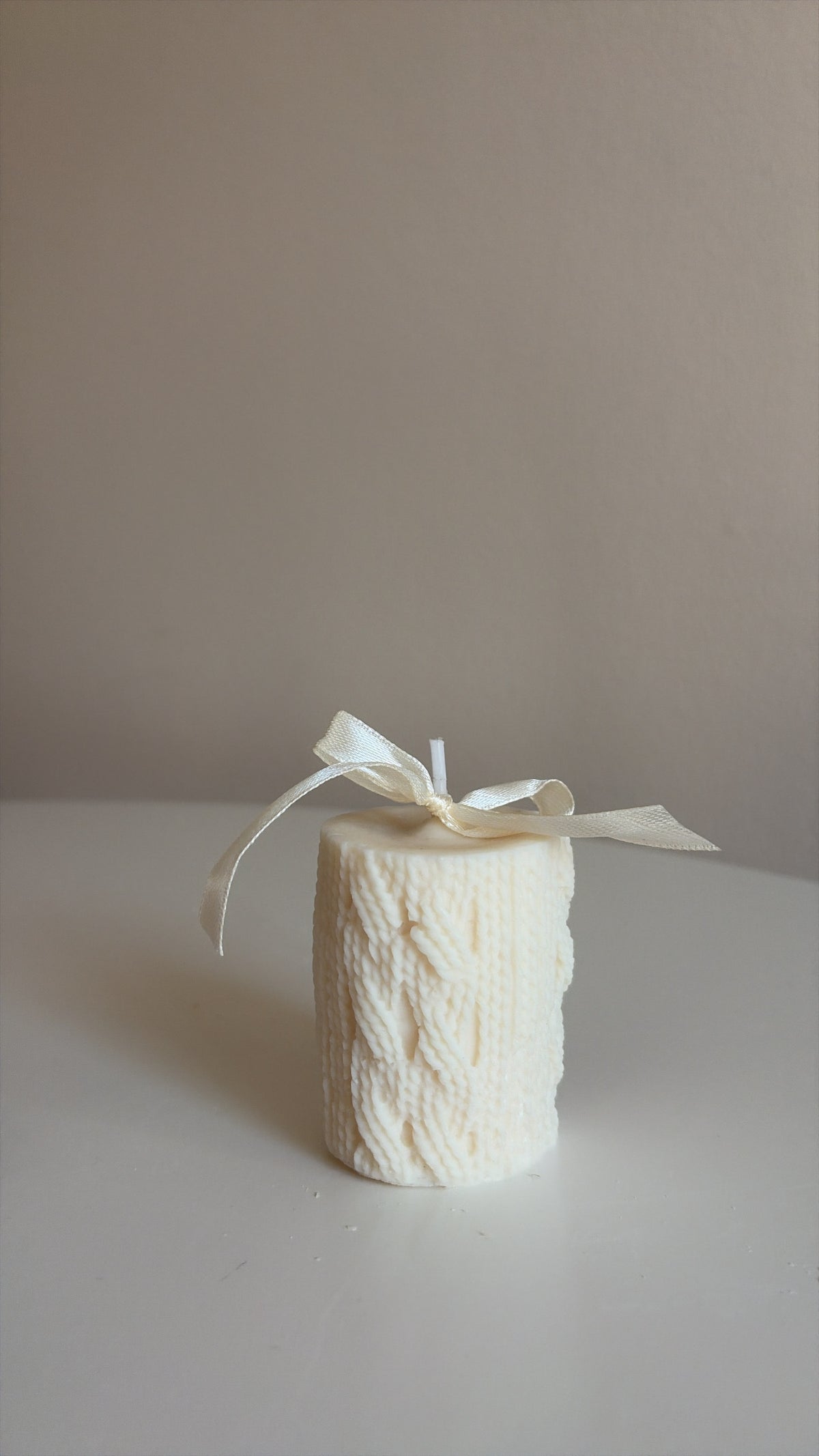 Cotton Candle - Kerze aus Rapswachs