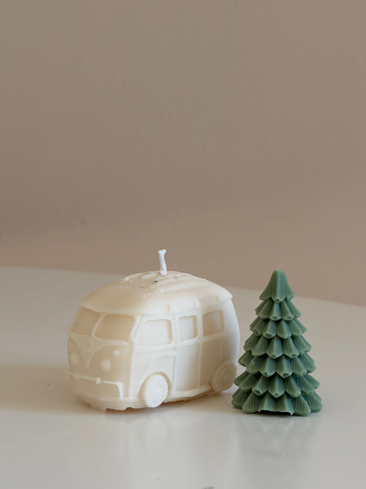 Christmas van - Auto Kerze aus Rapswachs