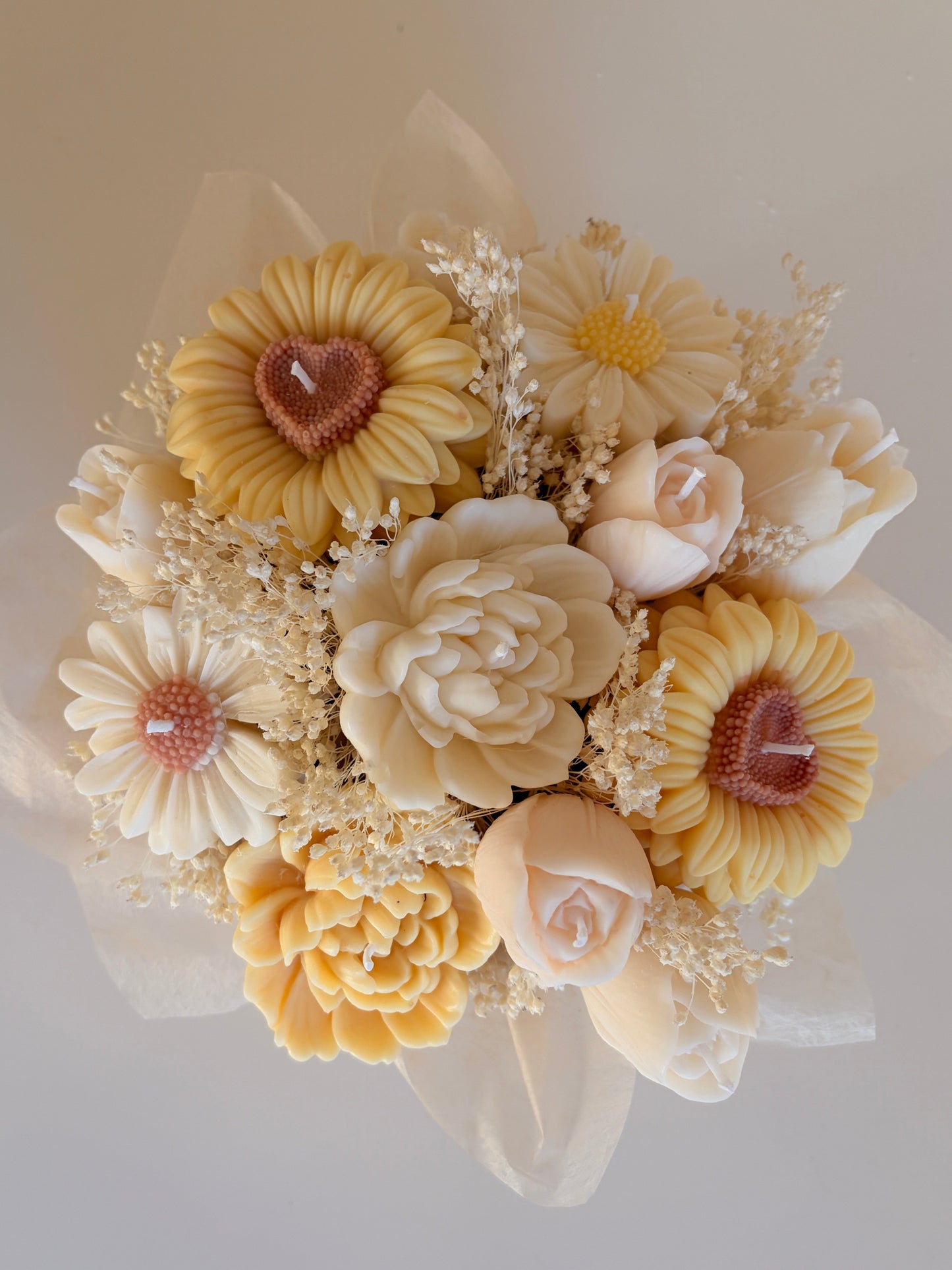 soft sunflower bouqet - Kerze aus Rapswachs